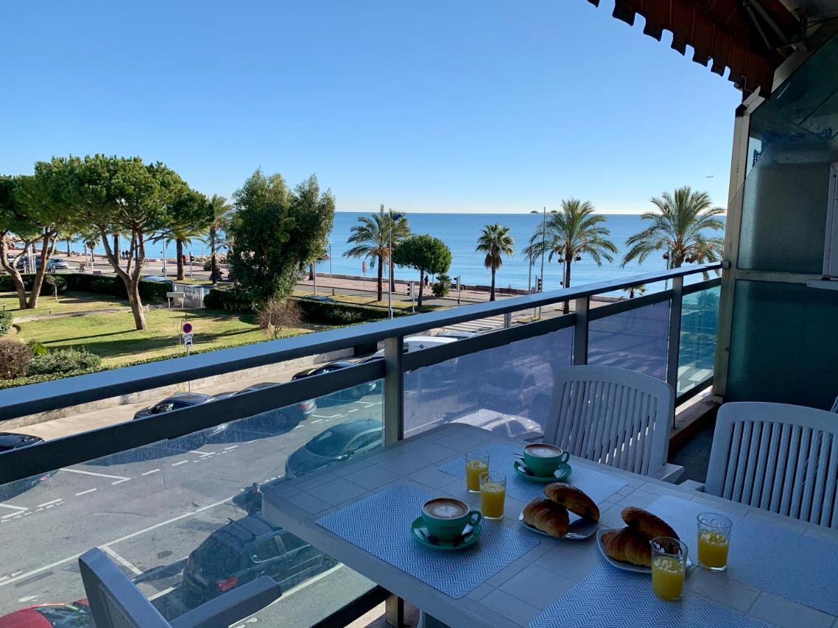 F1 Vue A 30m Des Plages Apartment *